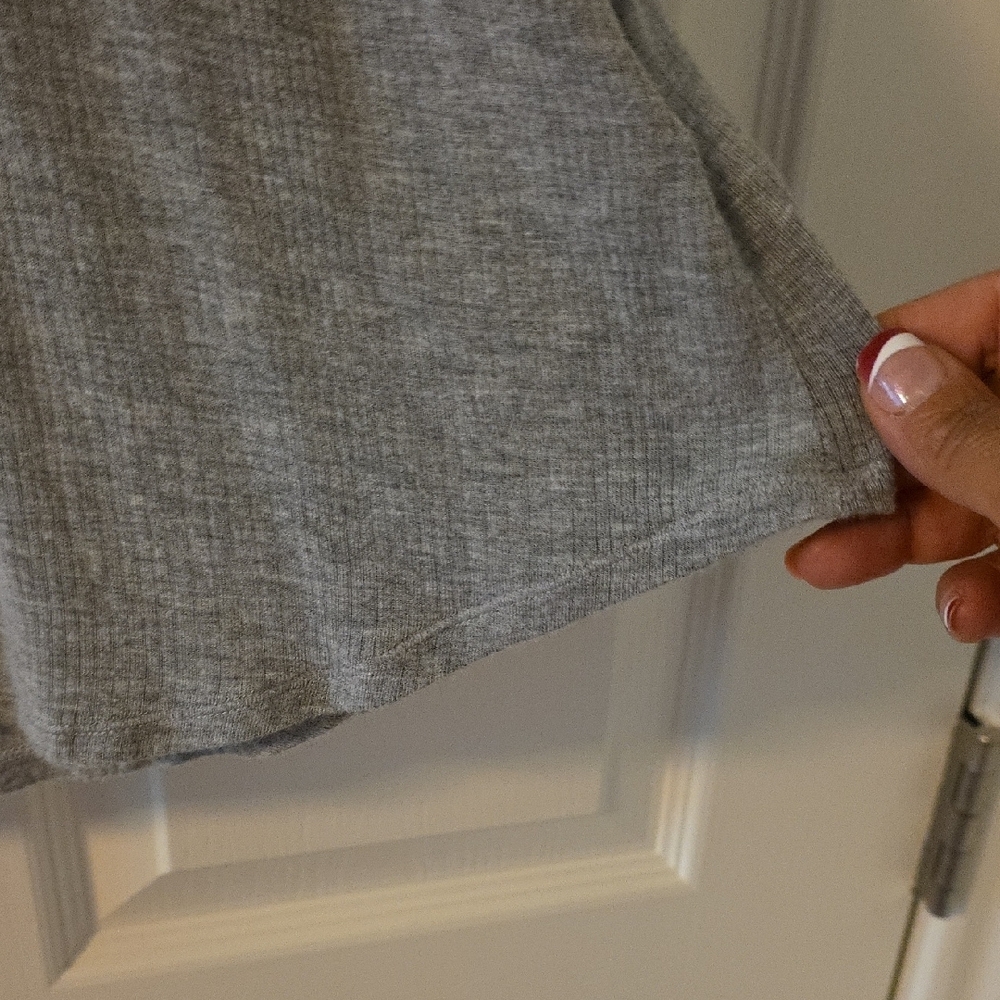 Alfani Gray V-Neck Pajama Top - Picture 5 of 7